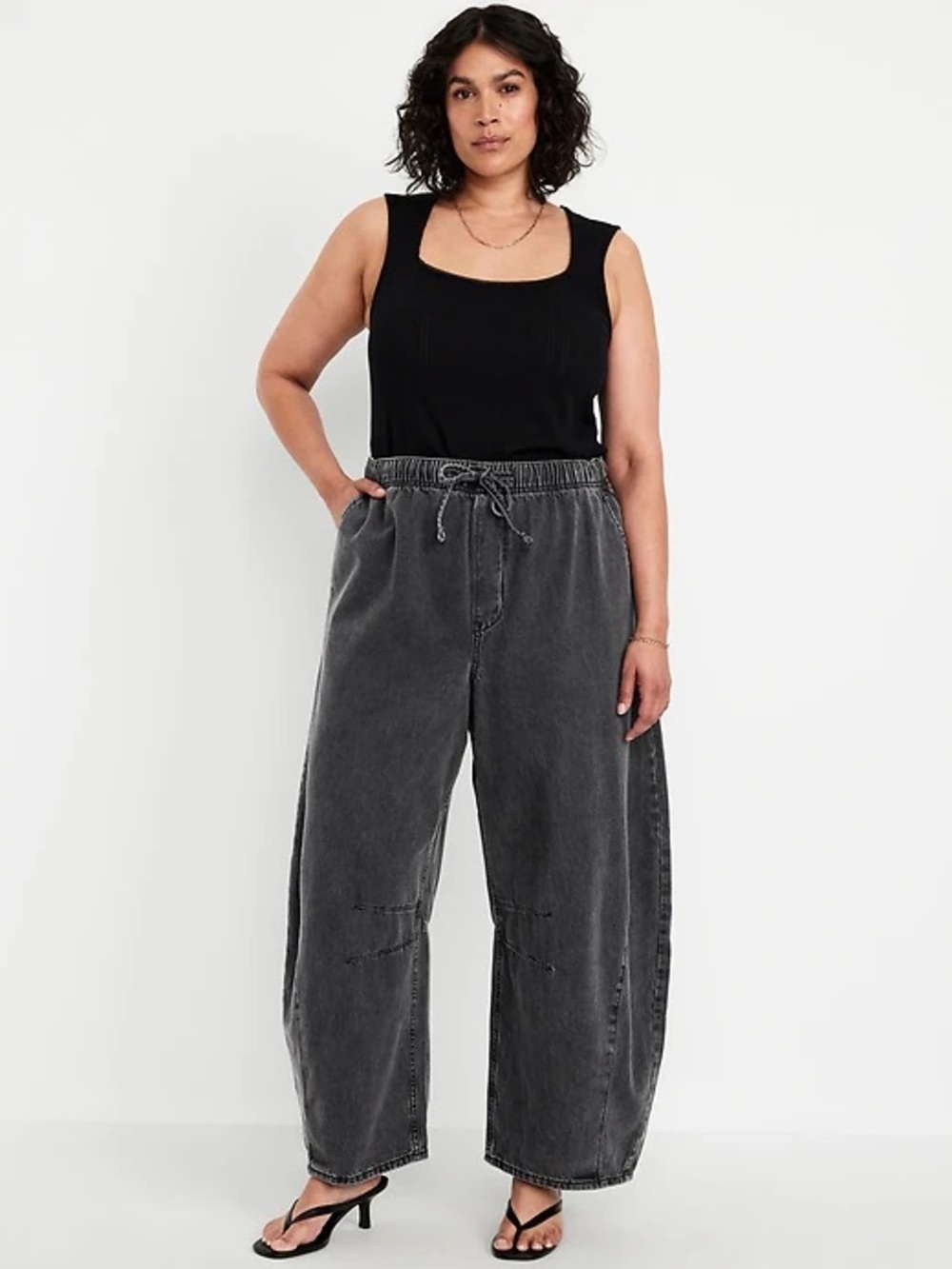 NWOT old navy high waisted pull on barrel jeans